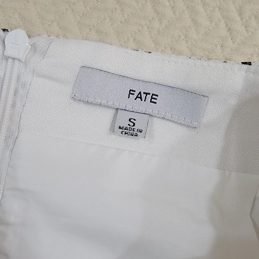 Fate Snakeskin Print Skirt ivory tan brown Size Small